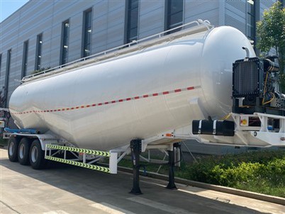 נגרר למיכל אבקה